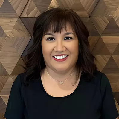 Anna Ramos
